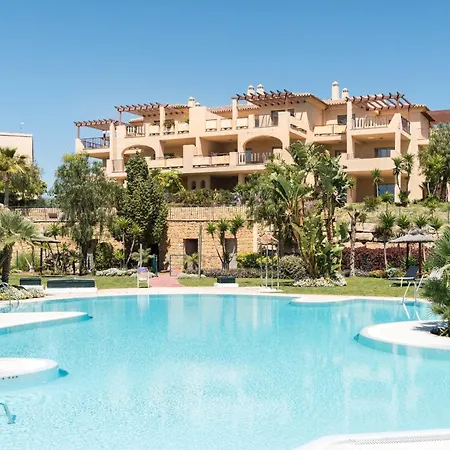 Premium With Large Terrace And Garden Estepona