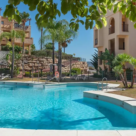 Apartment Premium With Large Terrace And Garden *