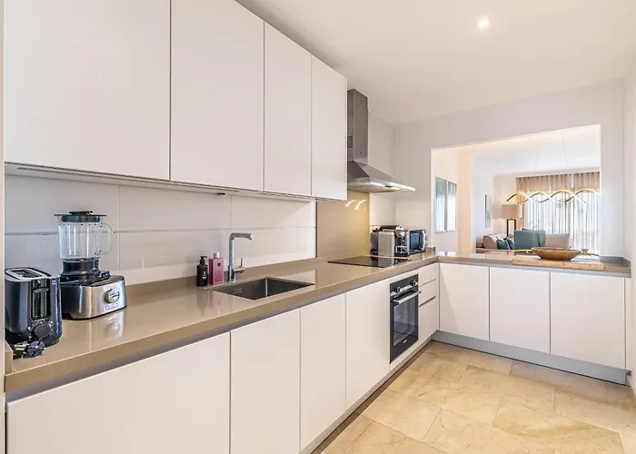 Premium With Large Terrace And Garden